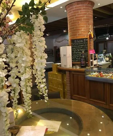 Hotel Residence Ristorante Ramandolo