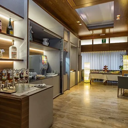 Ristorante Ramandolo فندق 3*